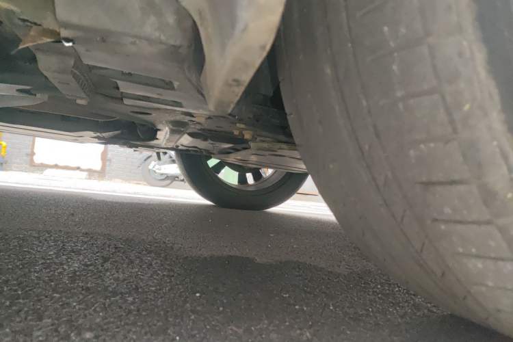 Used Lynk & Co 01 2019 2.0T Two-Wheel Drive Zhaopu Version China VI Standard Chassis Front Right