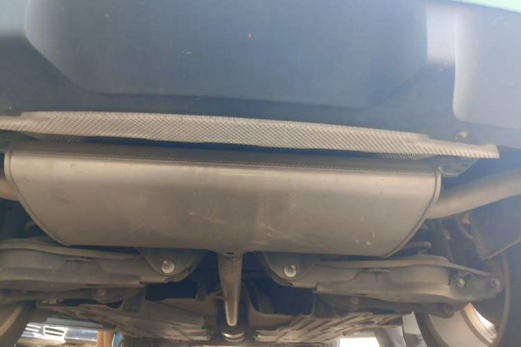 Used Lynk & Co 01 2019 2.0T Two-Wheel-Drive Pro Version China VI Standard Chassis Rear