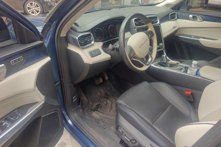 Used Lynk & Co 01 2019 2.0T Two-Wheel Drive Zhaopu Version China VI Standard Driver Seat