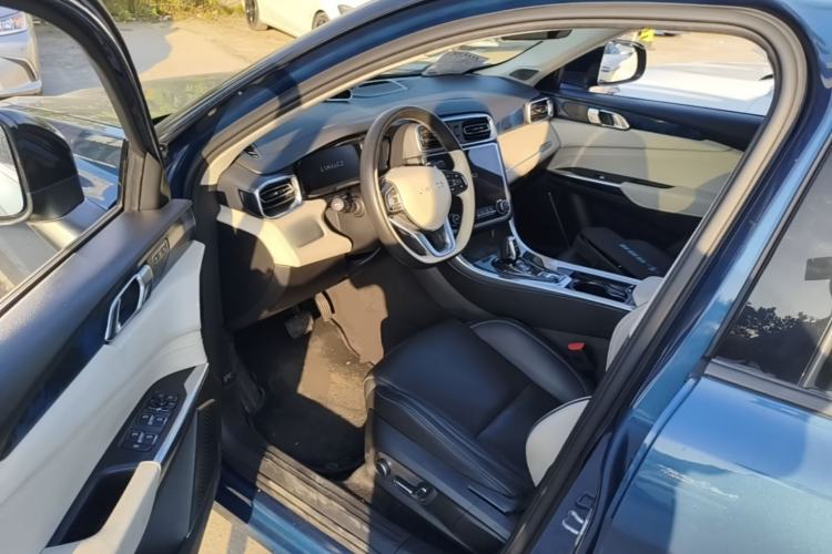 Used Lynk & Co 01 2019 2.0T Two-Wheel Drive Zhaopu Version China VI Standard Driver Seat