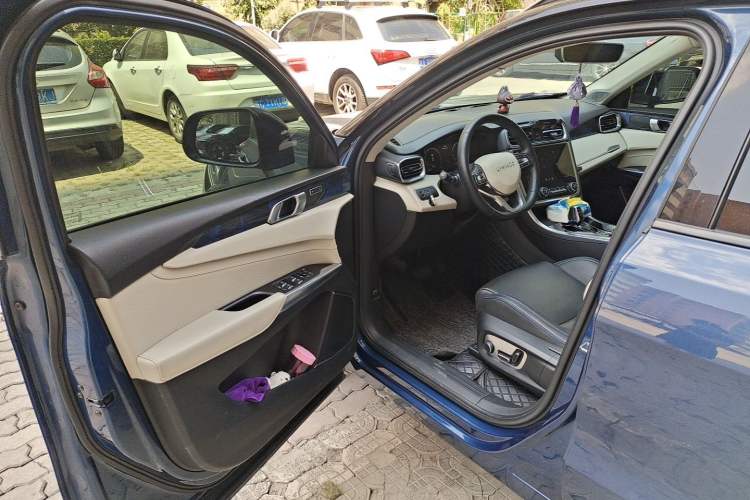Used Lynk & Co 01 2019 2.0T Two-Wheel Drive Zhaopu Version China VI Standard Driver Seat