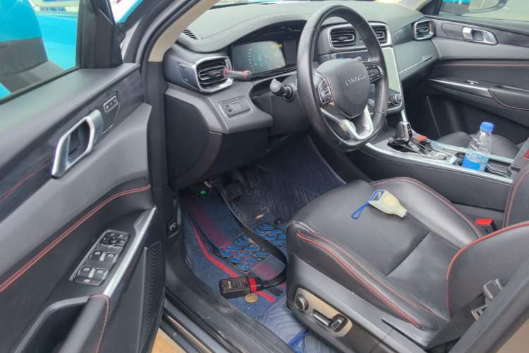 Used Lynk & Co 01 2019 2.0T Two-Wheel Drive Zhaopu Version China VI Standard Driver Seat