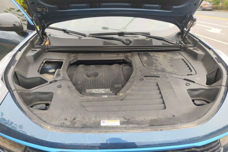 Used Lynk & Co 01 2019 2.0T Two-Wheel Drive Zhaopu Version China VI Standard Engine Bay
