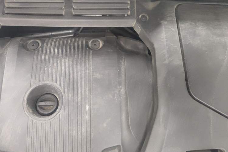 Used Lynk & Co 01 2019 2.0T Two-Wheel Drive Zhaopu Version China V Standard Engine Bay