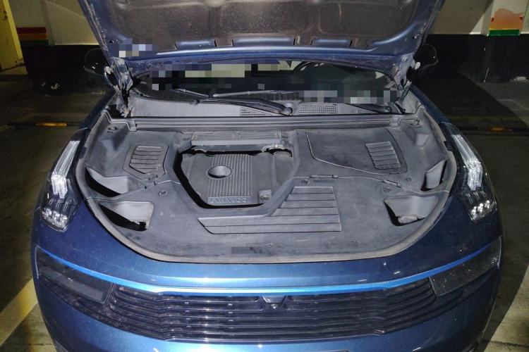Used Lynk & Co 01 2019 2.0T Two-Wheel Drive Zhaopu Version China V Standard Engine Bay