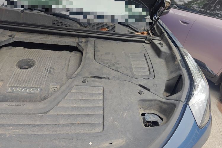 Used Lynk & Co 01 2019 2.0T Two-Wheel Drive Zhaopu Version China VI Standard Engine Bay Left