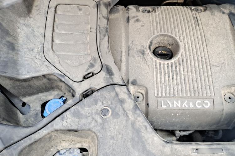 Used Lynk & Co 01 2019 2.0T Two-Wheel Drive Zhaopu Version China VI Standard Engine Bay Right