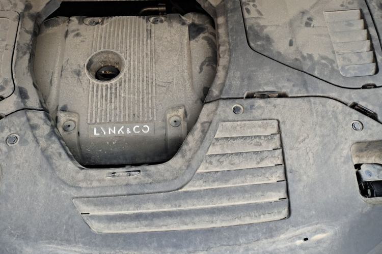 Used Lynk & Co 01 2019 2.0T Two-Wheel Drive Zhaopu Version China VI Standard Engine Bay