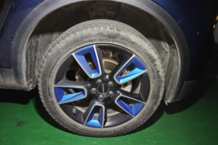 Used Lynk & Co 01 2019 2.0T Two-Wheel Drive Zhaopu Version China VI Standard Exterior 1