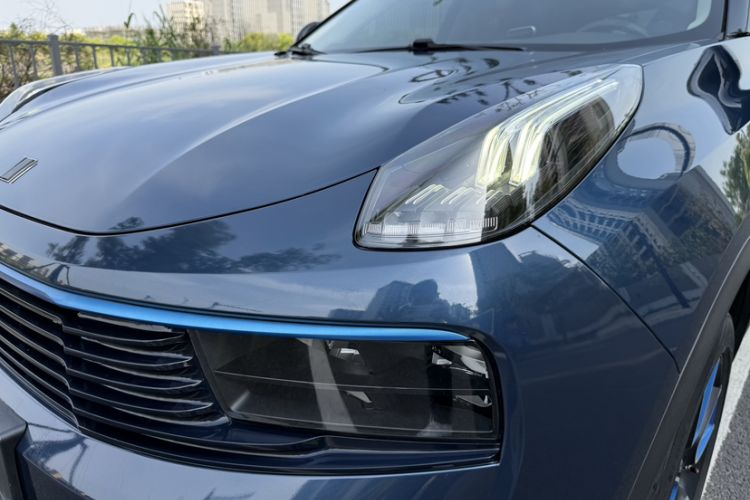 Used Lynk & Co 01 2019 2.0T Two-Wheel Drive Zhaopu Version China VI Standard Exterior 2