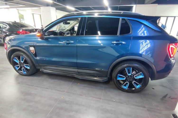 Used Lynk & Co 01 2019 2.0T Two-Wheel Drive Zhaopu Version China VI Standard Exterior 3