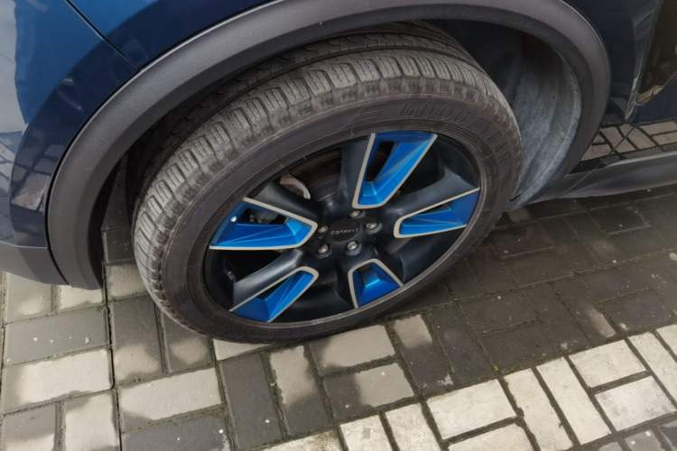 Used Lynk & Co 01 2019 2.0T Two-Wheel Drive Zhaopu Version China VI Standard Exterior 4