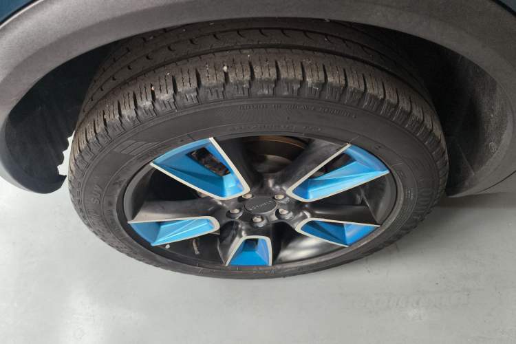 Used Lynk & Co 01 2019 2.0T Two-Wheel Drive Zhaopu Version China VI Standard Exterior 4
