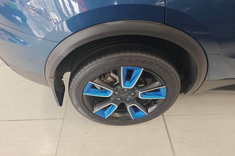 Used Lynk & Co 01 2019 2.0T Two-Wheel Drive Zhaopu Version China VI Standard Exterior 5