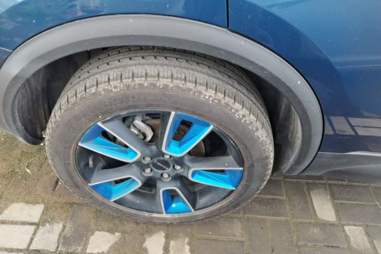 Used Lynk & Co 01 2019 2.0T Two-Wheel Drive Zhaopu Version China VI Standard Exterior 5