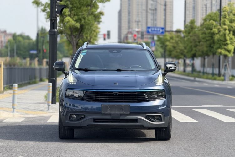 Used Lynk & Co 01 2019 2.0T Two-Wheel Drive Zhaopu Version China VI Standard Exterior 5
