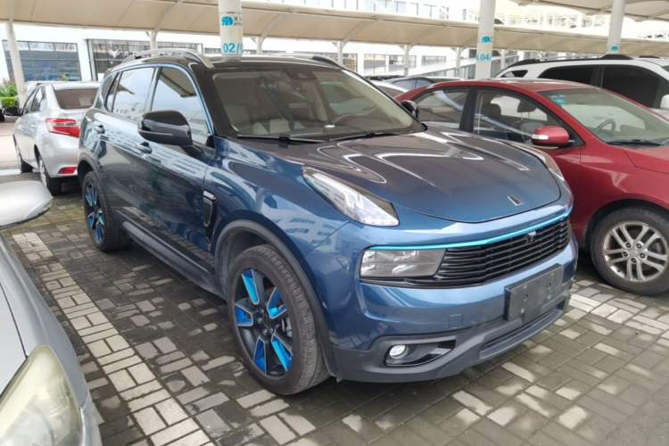 Used Lynk & Co 01 2019 2.0T Two-Wheel Drive Zhaopu Version China VI Standard Front Right 45 Deg