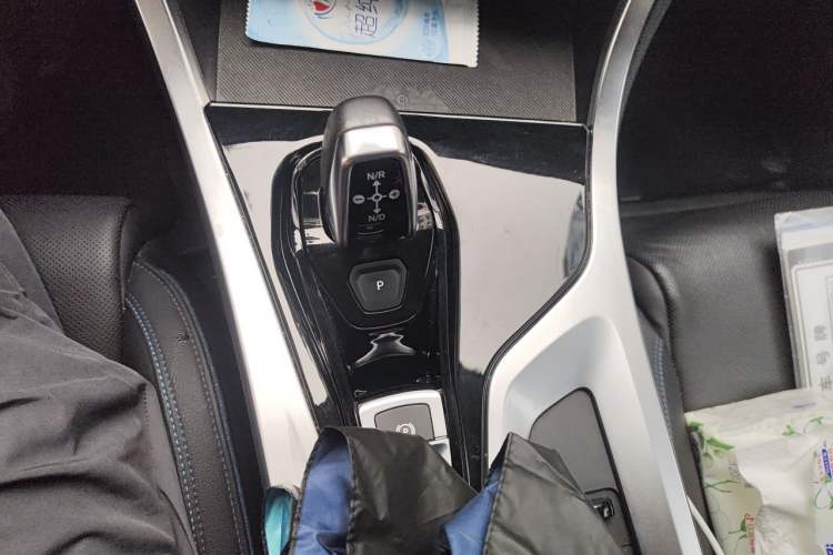 Used Lynk & Co 01 2019 2.0T Two-Wheel Drive Zhaopu Version China V Standard Gear Lever
