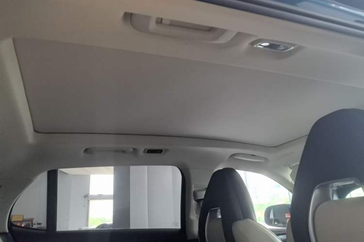 Used Lynk & Co 01 2019 2.0T Two-Wheel Drive Zhaopu Version China V Standard Headliner