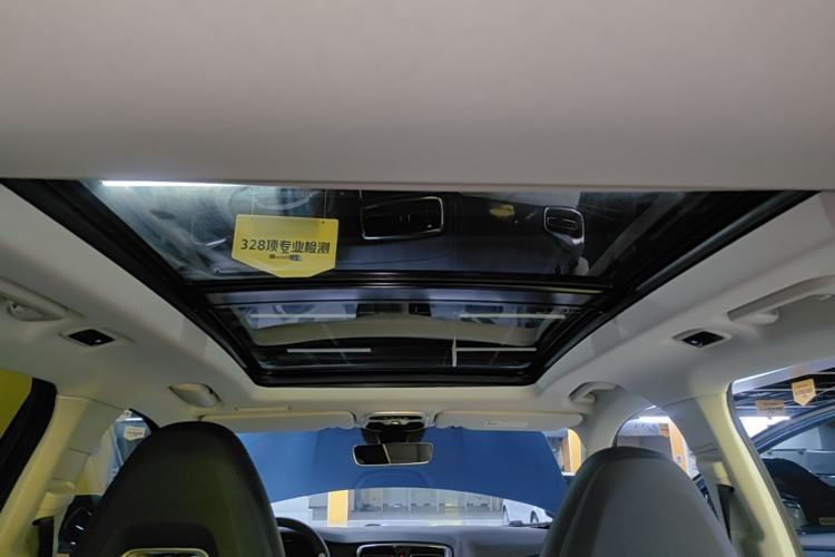 Used Lynk & Co 01 2019 2.0T Two-Wheel Drive Zhaopu Version China VI Standard Headliner