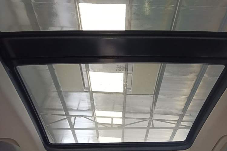 Used Lynk & Co 01 2019 2.0T Two-Wheel Drive Zhaopu Version China VI Standard Headliner