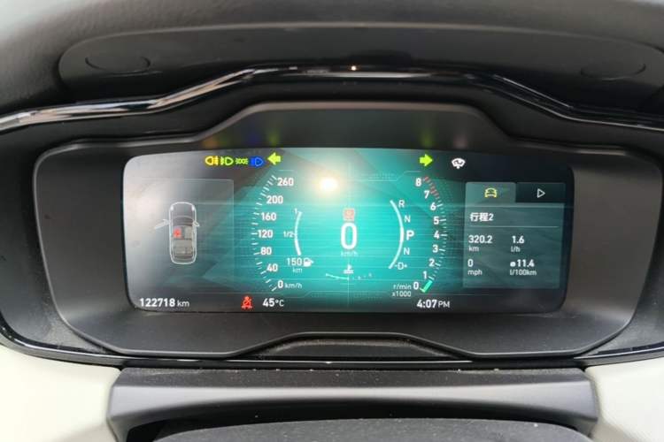 Used Lynk & Co 01 2019 2.0T Two-Wheel Drive Zhaopu Version China VI Standard Instrument Cluster