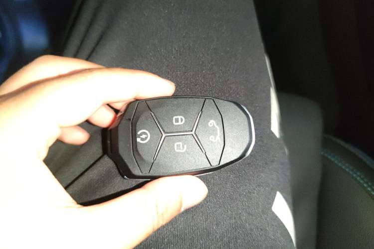 Used Lynk & Co 01 2019 2.0T Two-Wheel Drive Zhaopu Version China VI Standard Interior 1