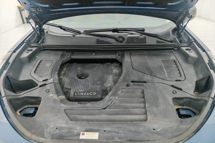 Used Lynk & Co 01 2019 2.0T Two-Wheel Drive Zhaopu Version China VI Standard Interior 7
