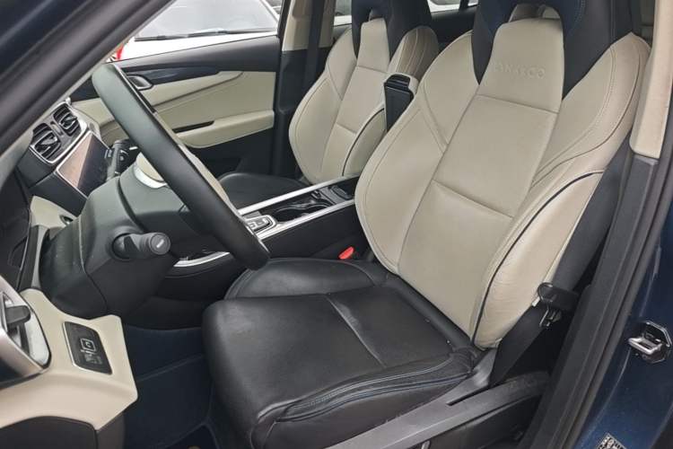 Used Lynk & Co 01 2019 2.0T Two-Wheel Drive Zhaopu Version China V Standard Left Front Seat