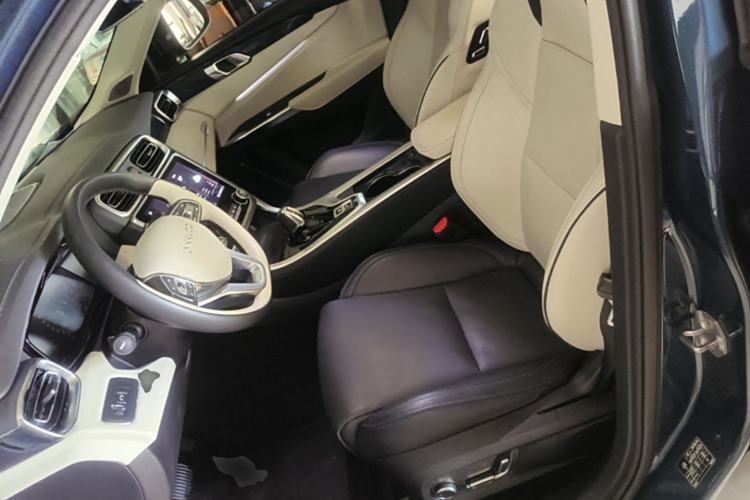 Used Lynk & Co 01 2019 2.0T Two-Wheel Drive Zhaopu Version China VI Standard Left Front Seat