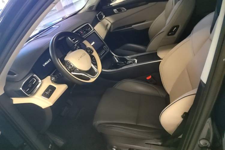 Used Lynk & Co 01 2019 2.0T Two-Wheel Drive Zhaopu Version China VI Standard Left Front Seat