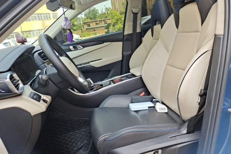 Used Lynk & Co 01 2019 2.0T Two-Wheel Drive Zhaopu Version China VI Standard Left Front Seat