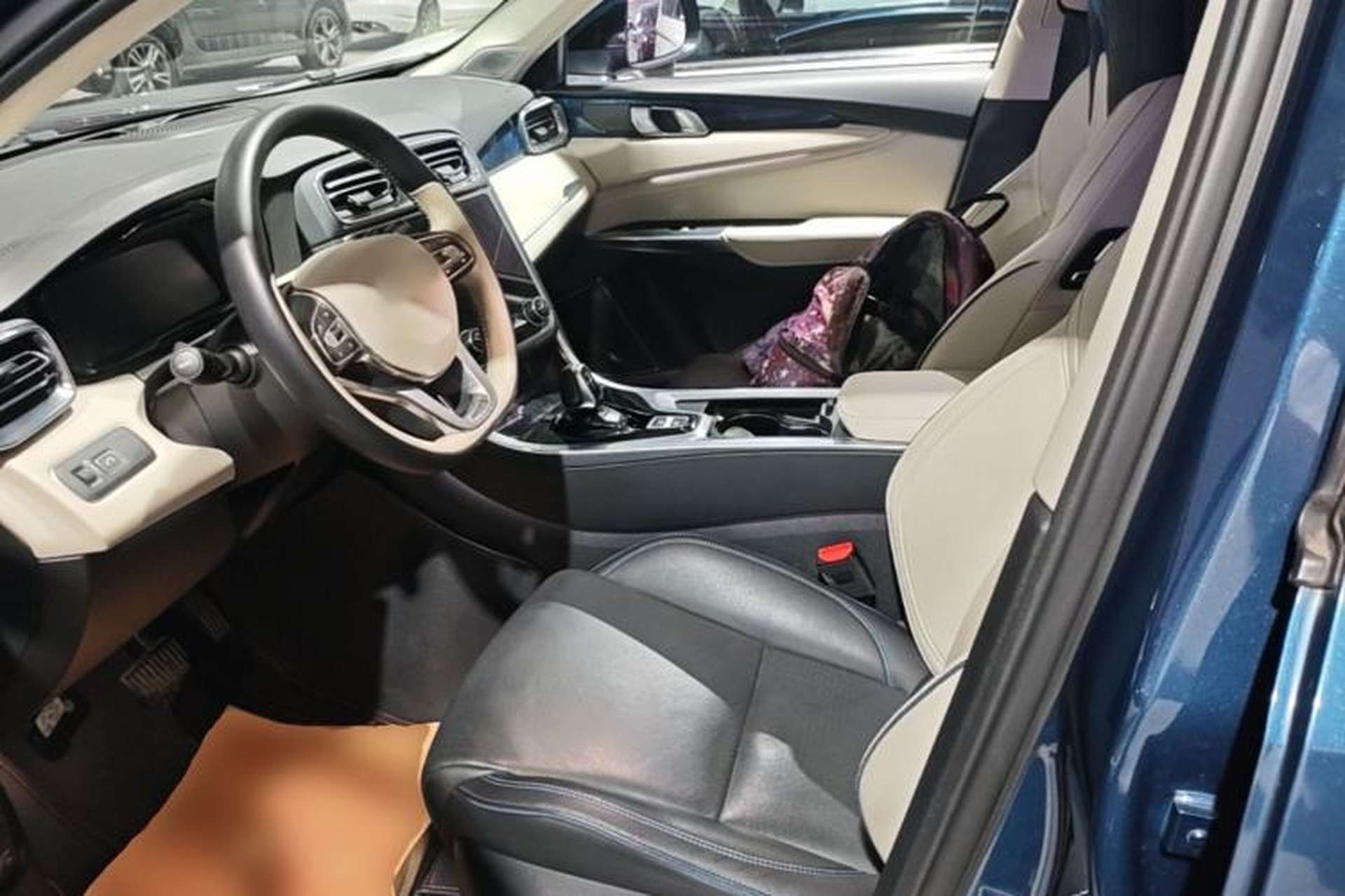 Used Lynk & Co 01 2019 2.0T Two-Wheel Drive Zhaopu Version China VI Standard Left Front Seat