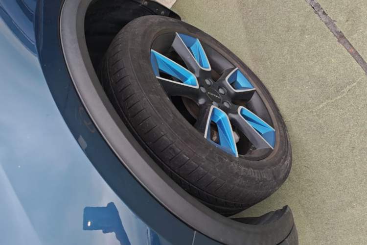 Used Lynk & Co 01 2019 2.0T Two-Wheel Drive Zhaopu Version China VI Standard Left Front Wheel Hub