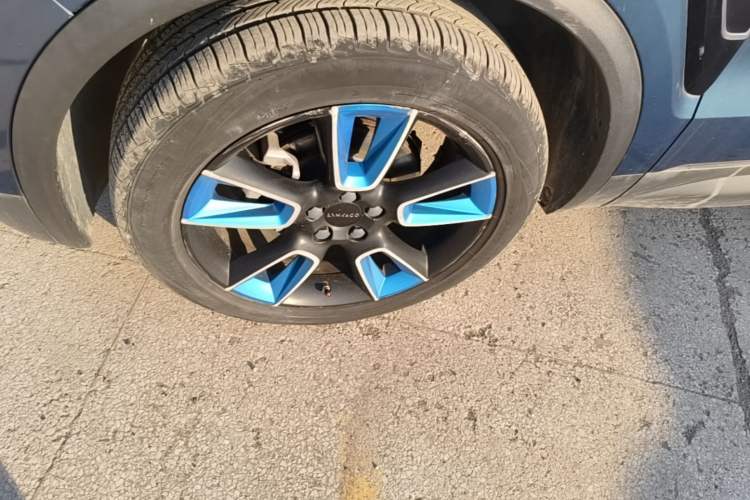 Used Lynk & Co 01 2019 2.0T Two-Wheel Drive Zhaopu Version China VI Standard Left Front Wheel Hub