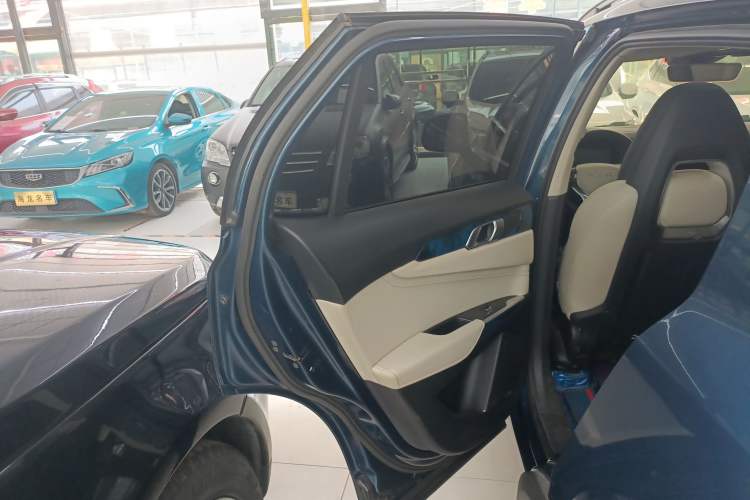 Used Lynk & Co 01 2019 2.0T Two-Wheel Drive Zhaopu Version China VI Standard Left Rear Door Interior