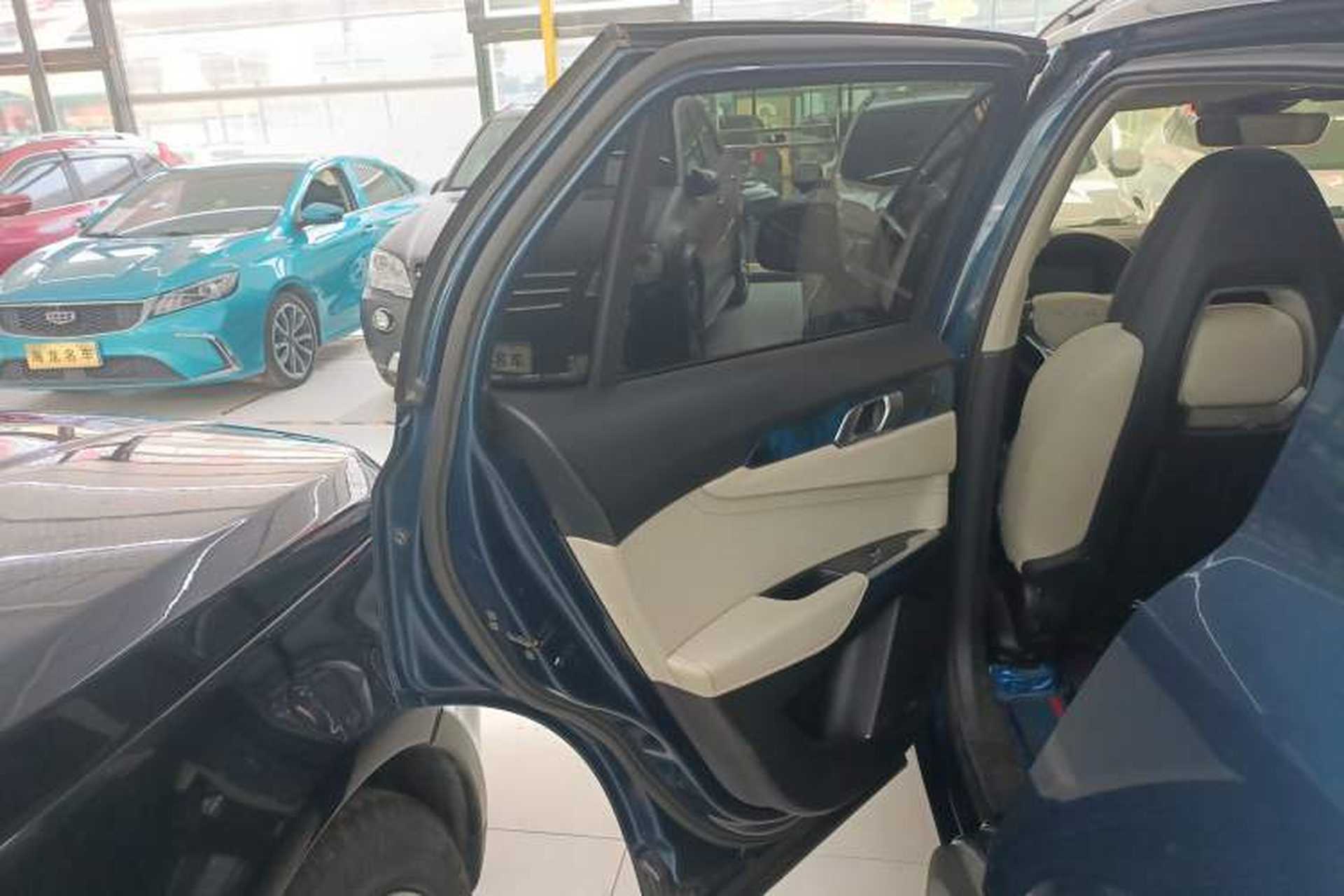 Used Lynk & Co 01 2019 2.0T Two-Wheel Drive Zhaopu Version China VI Standard Left Rear Door Interior