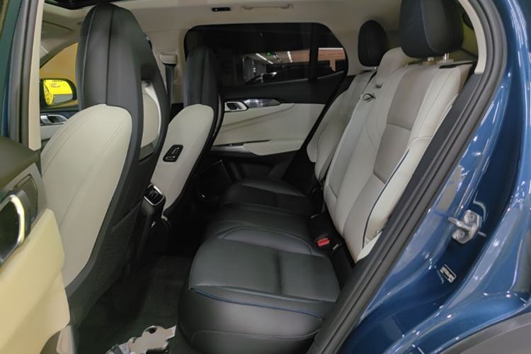 Used Lynk & Co 01 2019 2.0T Two-Wheel Drive Zhaopu Version China VI Standard Left Rear Seat