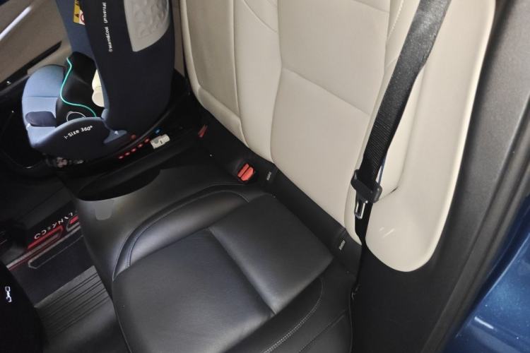 Used Lynk & Co 01 2019 2.0T Two-Wheel Drive Zhaopu Version China VI Standard Left Rear Seat