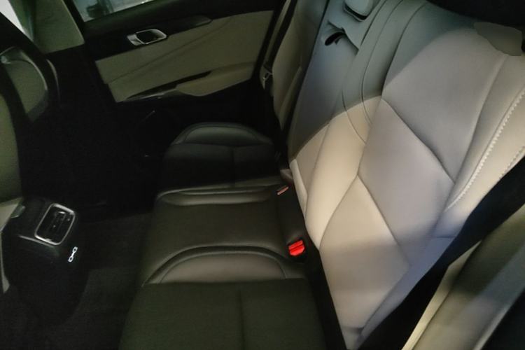 Used Lynk & Co 01 2019 2.0T Two-Wheel Drive Zhaopu Version China VI Standard Left Rear Seat
