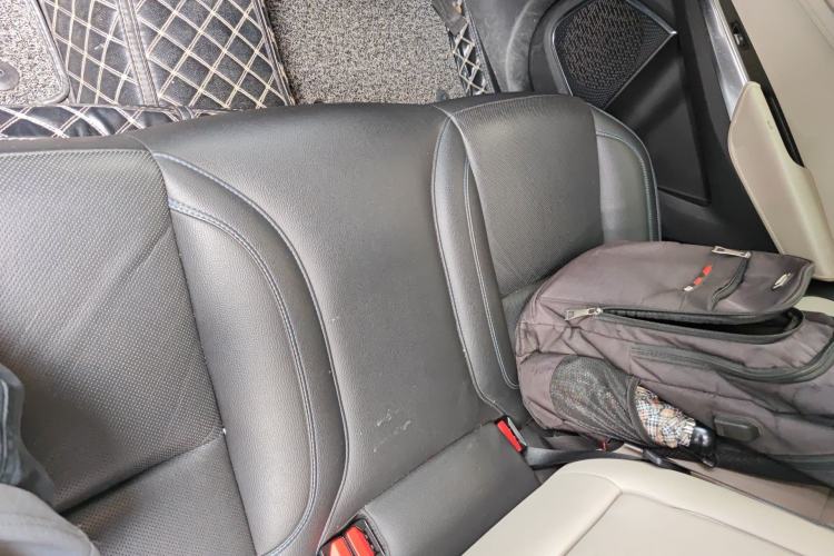 Used Lynk & Co 01 2019 2.0T Two-Wheel Drive Zhaopu Version China VI Standard Left Rear Seat