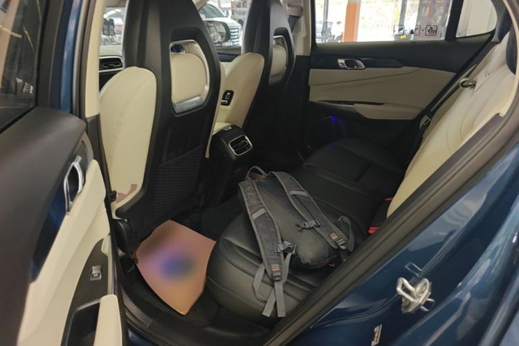 Used Lynk & Co 01 2019 2.0T Two-Wheel Drive Zhaopu Version China VI Standard Left Rear Seat