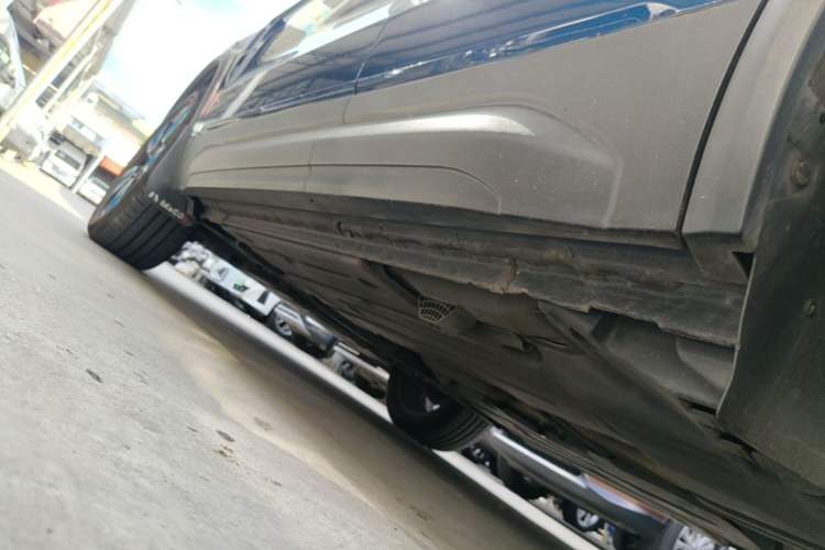 Used Lynk & Co 01 2019 2.0T Two-Wheel Drive Zhaopu Version China VI Standard Left Side Sill