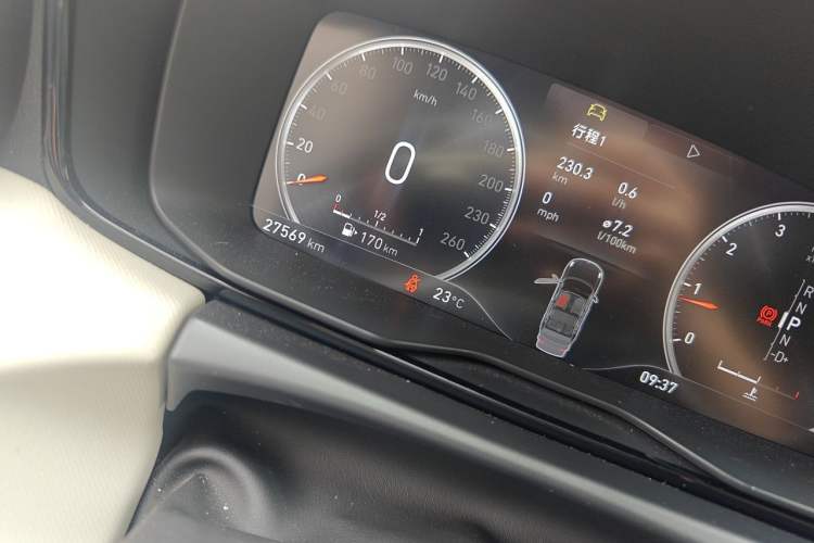 Used Lynk & Co 01 2019 2.0T Two-Wheel Drive Zhaopu Version China VI Standard Odometer Close Up