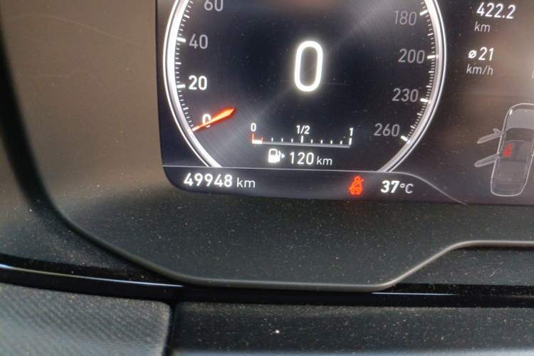 Used Lynk & Co 01 2019 2.0T Two-Wheel-Drive Pro Version China VI Standard Odometer Close Up