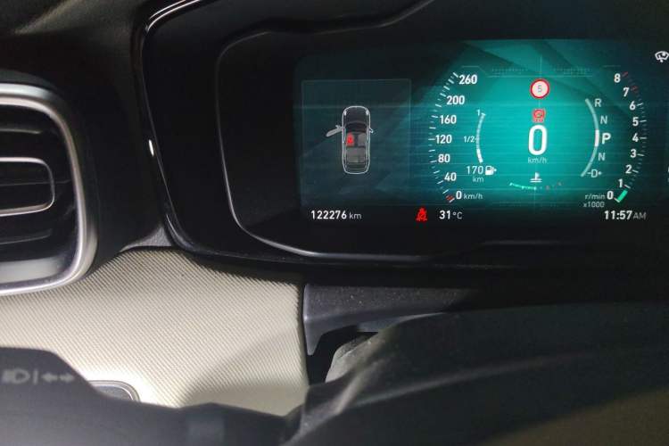 Used Lynk & Co 01 2019 2.0T Two-Wheel Drive Zhaopu Version China V Standard Odometer Close Up