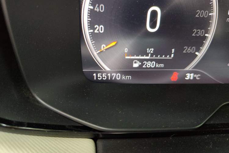 Used Lynk & Co 01 2019 2.0T Two-Wheel Drive Zhaopu Version China V Standard Odometer Close Up