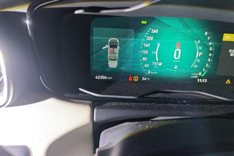 Used Lynk & Co 01 2019 2.0T Two-Wheel Drive Zhaopu Version China V Standard Odometer Close Up