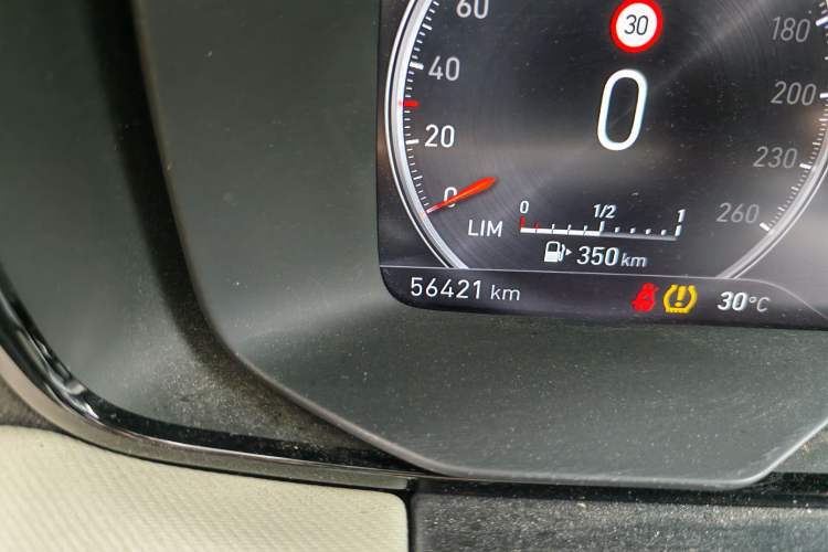 Used Lynk & Co 01 2019 2.0T Two-Wheel Drive Zhaopu Version China VI Standard Odometer Close Up