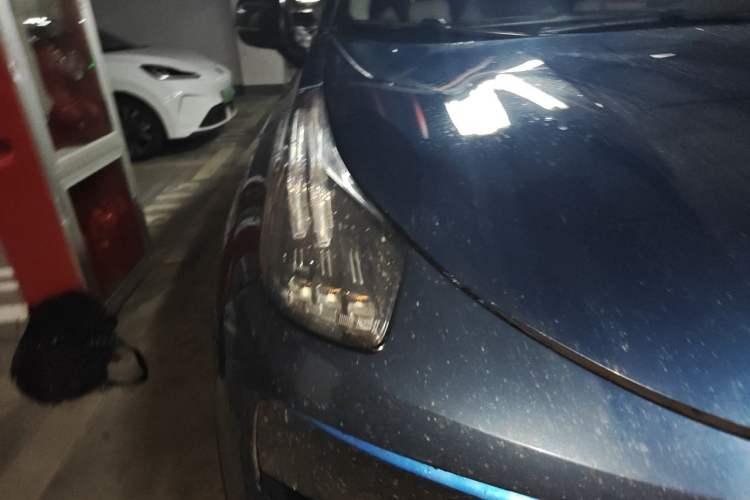 Used Lynk & Co 01 2019 2.0T Two-Wheel Drive Zhaopu Version China VI Standard Right Front Headlight